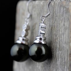 Set de cercei si pandantiv din argint, cu perla neagra Produs