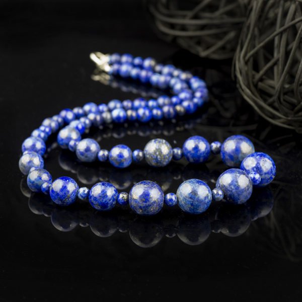 Colier din pietre semipretioase – lapis-lazuli