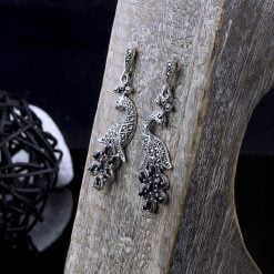 Cercei din argint cu marcasite si onix 7 Cercei din argint cu marcasite si onix Produs