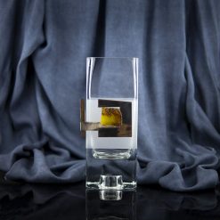 Vaza cu lemn, argint si chihlimbar Produs