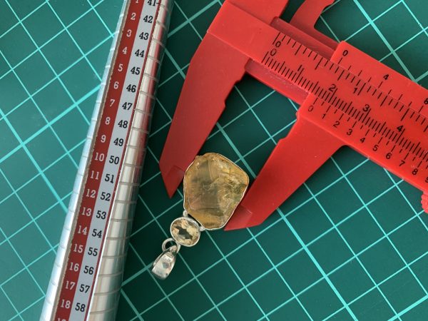 Cum masuram bijuteriile? Articol