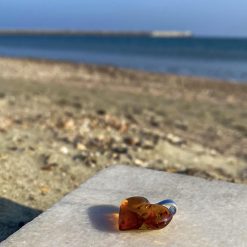 Pandantiv din chihlimbar și argint în formă de inimă