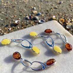 Cercei din argint și chihlimbar 16 Cercei din argint și chihlimbar în formă ovală