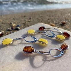 Cercei din argint și chihlimbar în formă ovală