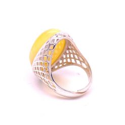 Inel din argint reglabil cu chihlimbar și piatra ovală